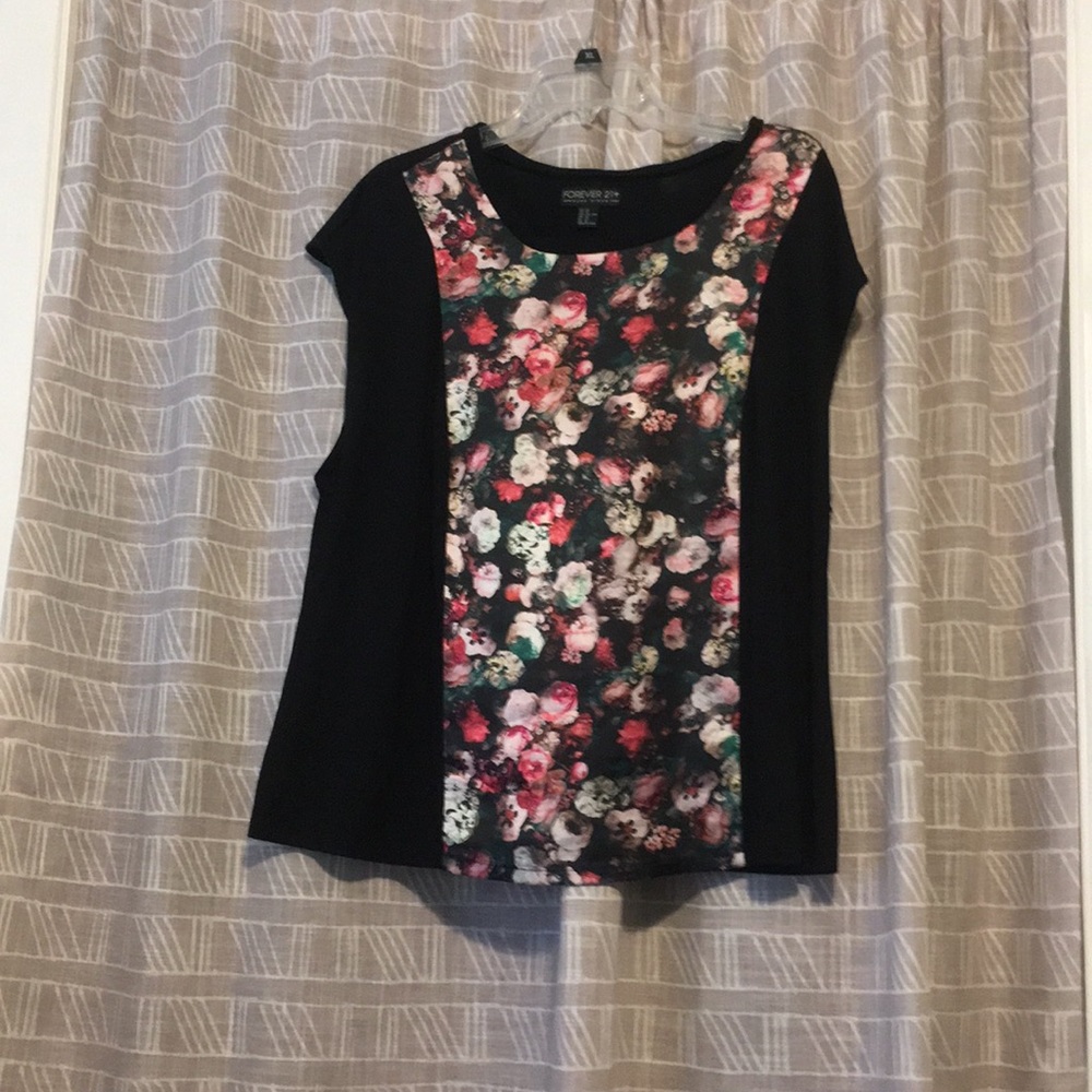 Floral top
